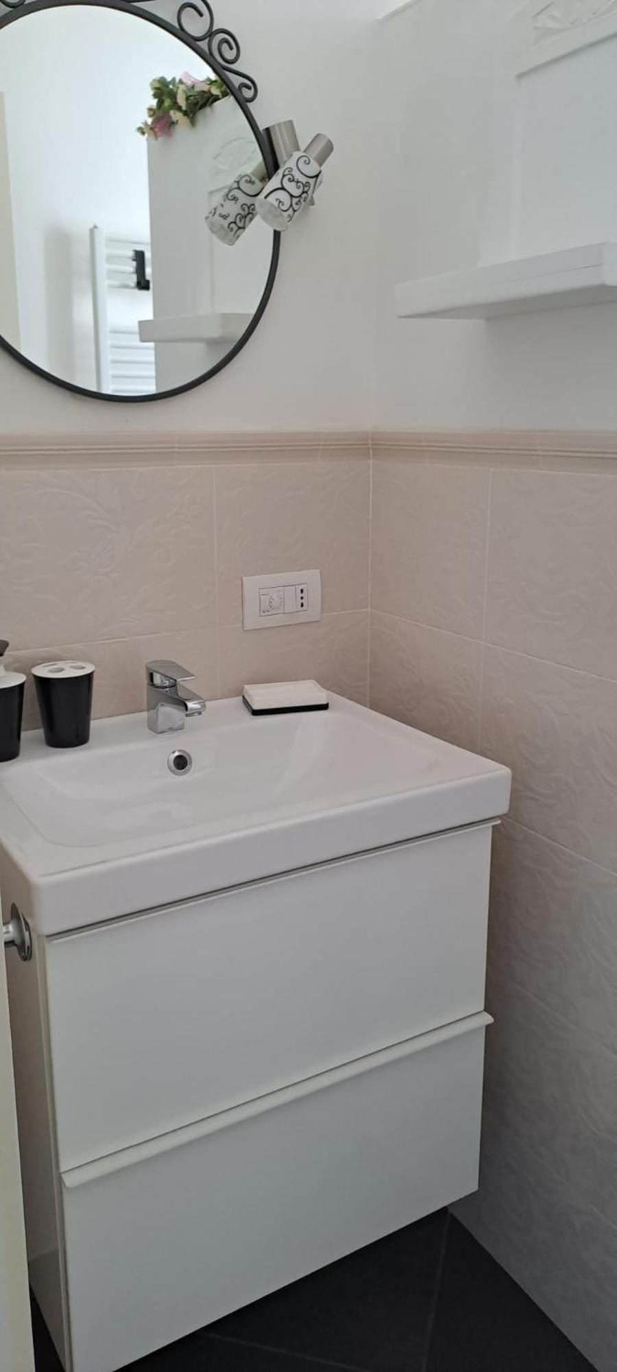 B&B Rosalu - Adults Only Сирмионе Екстериор снимка